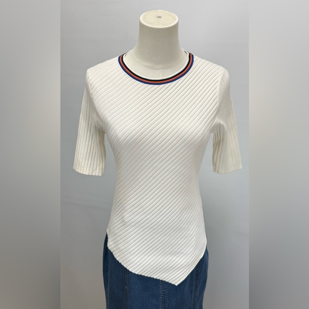 KAREN MILLEN White Ribbed assymetrical hem Short Sleeve Top size M